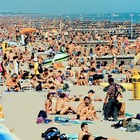«In spiaggia solo su prenotazione con un'app», l'idea di Jesolo per l'estate