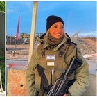 Israele, la soldatessa influencer da TikTok alla guerra con Hamas: «Orgogliosa del mio Paese». Chi è Yeal Deri