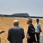 immagine Napoli, il lido comunale di Bagnoli riapre al pubblico: «Mai più degrado»