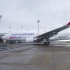 Coronavirus, passeggero positivo a bordo: aereo da Singapore rientra con il solo equipaggio