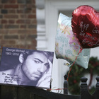 George Michael, i media inglesi: "Morto per overdose di eroina"