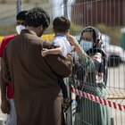 Rifugiati e Difesa Ue, l'asse Italia-Francia: «L'Europa faccia di più»
