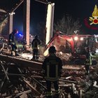 Alessandria, esplode una cascina: tre pompieri morti