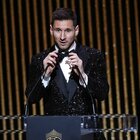 Pallone d'oro 2021, Messi vince per la settima volta. Lewandowski 2°, Jorginho 3°. Donnarumma miglior portiere