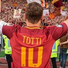 Francesco Totti: «Un mio ritorno alla Roma? Mai più. Sulla cessione in Arabia non è vero niente. Con Milan e Lazio ce la giochiamo»