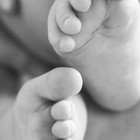 Mamma morta da 117 giorni partorisce una bimba: la neonata sta bene