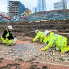 Scavano un centro uffici e negozi e trovano mosaici di una villa romana: scoperta al Ponte di Londra