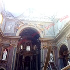 Roma, crollato il tetto di San Giuseppe dei Falegnami: le incredibili immagini esclusive dall'interno della chiesa (agenzia Toiati)