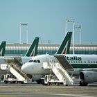 Alitalia, altri voli cancellati. La via crucis per i rimborsi