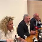 Tap, lite Lezzi-Emiliano su Di Battista. Lei: fai sceneggiata. Lui: maleducata Tap, lite Lezzi-Emiliano su Di Battista. Lei: fai sceneggiata. Lui: maleducata