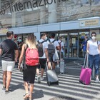 Allarme della Farnesina: «Spostamenti all'estero a rischio contagio». Le regole per entrare e uscire dai paesi delle vacanze