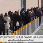 Coronavirus, Roma: fila davanti a un supermercato