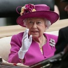 Regina Elisabetta e il regalo speciale ai sudditi per la Pasqua: ecco di cosa si tratta