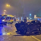 Mestre, l'auto finisce contro un muro: morti due 25enni e due feriti gravi