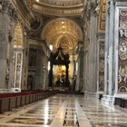 Piazza san Pietro interdetta ai turisti. Basilica vuota