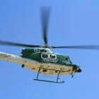 Elicottero urta cavi dell'alta tensione nel Siracusano, atterraggio d'emergenza. «Il pilota è vivo». Era impegnato contro gli incendi