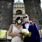 In Campania imposto l'obbligo di mascherina anche all'aperto