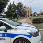 La polizia locale chiude i parchi a Latina