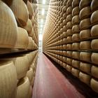 Dazi Usa sui prodotti italiani dal 18 ottobre: Parmigiano, vino, moto e abiti. La lista completa