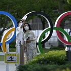 Olimpiadi a rischio caos: «Contagi ai massimi da sei mesi». E spuntano i primi casi tra gli atleti