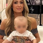 Paris Hilton non ha cambiato per un mese il pannolino al figlio Phoenix: «Ero spaventata»