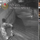 Roma senza regole, due turisti americani lanciano un monopattino da Trinità dei Monti: denunciati