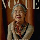Tatuatrice di 106 anni in copertina su Vogue: chi è Maria Oggay, la persona più anziana mai apparsa sulla rivista