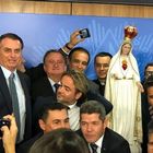 Il presidente Bolsonaro copia Salvini e consacra il Brasile al Cuore Immacolato di Maria