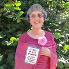 Sarah, ambientalista a 81 anni protesta come Greta e viene arrestata