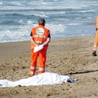 Liguria: si tuffa nel mare agitato per soccorrere dei bambini, 34enne muore annegato