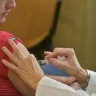 Influenza, l'Aifa: «Anticipare vaccinazione a inizio ottobre»