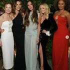 Spice Girls, la reunion ai 50 anni di Victoria Beckham: ecco i look di Geri, Emma, Mel C e Mel B (e come sono cambiate)
