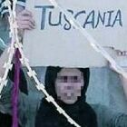 Afghanistan, scrive "Tuscania" sul cartello per farsi riconoscere