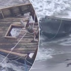 Giappone, il mistero della barca fantasma: «All'interno scheletri e teschi senza corpo». Secondo caso in un mese