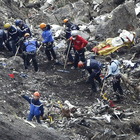 Disastro Germanwings, gaffe di Lufthansa in lettera ai famigliari: «Vittime non si accorsero di nulla»