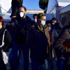 L’Aifa sospende AstraZeneca, chiude il centro vaccini a Termini