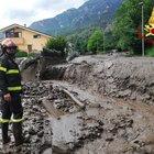 Maltempo sul nord Italia, frana a Bussoleno: fango sulle case, un centinaio di evacuati. In arrivo temporali al Nord