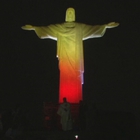 Mondiali 2014, Cristo Redentore si illumina dei colori delle squadre