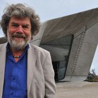«Non ha raggiunto la vetta dell'Annapurna», il libro dei Guiness toglie il primato di re degli ottomila a Reinhold Messner