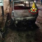Salento, ancora auto incendiate: fiamme anche nel garage, una casa dichiarata inagibile