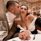 Beatrice Valli e Marco Fantini, fidanzatini per una sera: «Con te». Ma l'influencer sbaglia outfit