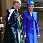 Kate Middleton, l'abito blu incanta tutti alla celebrazione per Re Carlo III in Scozia