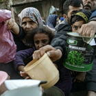 Onu: «Gaza sull’orlo della carestia» Borrell: «La fame usata come arma»