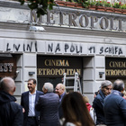 Napoli, scritte contro Salvini cancellate a via Chiaia