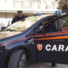 Spara contro i carabinieri durante un controllo: fermato dopo una caccia all'uomo