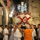 Napoli, Borrelli contro le processioni senza regole: «Intervenga la Curia»