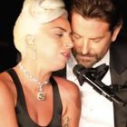 Lady Gaga e Bradley Cooper vicinissimi: e per qualcuno stava per scattare il bacio
