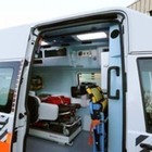 Aggressione choc in ospedale: entra al pronto soccorso e ferisce sette persone, ucciso dalla polizia