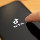 TikTok bloccherà account italiani per assicurarsi che utenti abbiano 13 anni