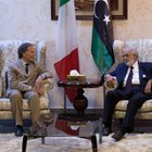 Strade e fondi in Libia, il piano di Moavero per fermare i migranti